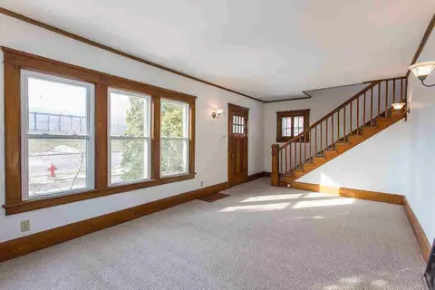123 N Brown, Jackson, MI 49202 photo 2