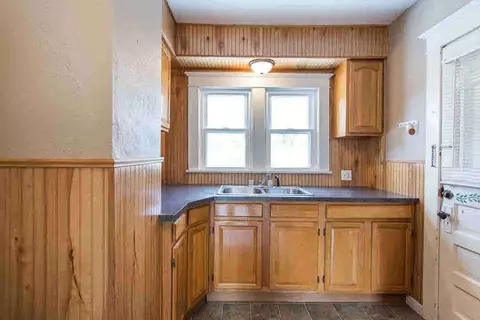 123 N Brown, Jackson, MI 49202 photo 12