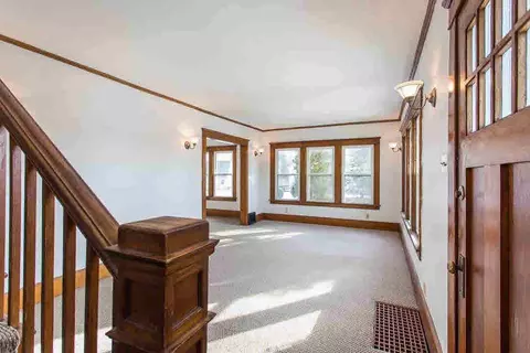 123 N Brown, Jackson, MI 49202 photo 3