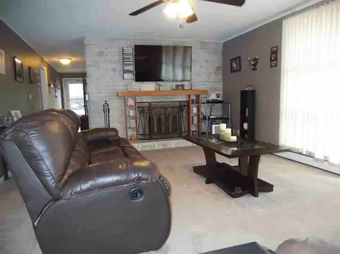 293 Curtis, Jackson, MI 49203 photo 2