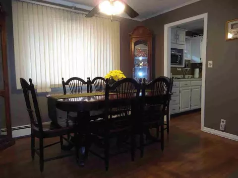 293 Curtis, Jackson, MI 49203 photo 4