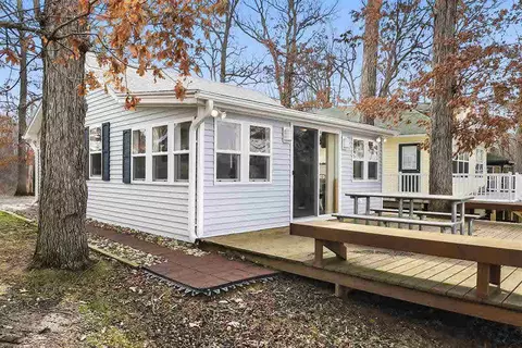 5008 Schrah, Munith, MI 49259 photo 3
