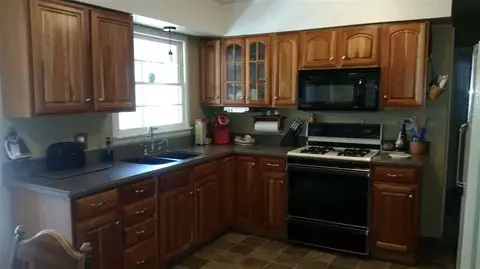 7921 King, Spring Arbor, MI 49283 photo 18