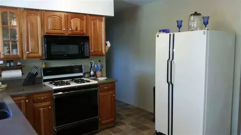 7921 King, Spring Arbor, MI 49283 photo 19