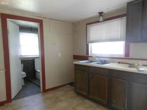 530 Beech St, Vassar, MI 48768 photo 5