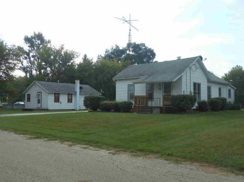 530 Beech St, Vassar, MI 48768 photo 1