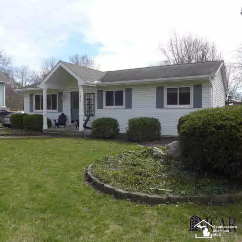 815 Kent, Carleton, MI 48117 photo 1