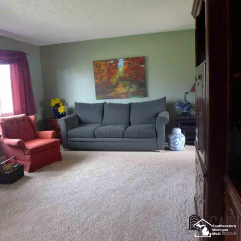 815 Kent, Carleton, MI 48117 photo 12