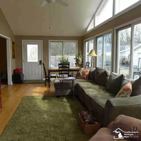 815 Kent, Carleton, MI 48117 photo 19