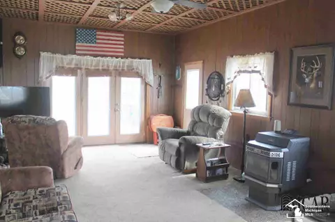 4885 Secor, Ida, MI 48140 photo 6
