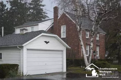 258 Monroe, Carleton, MI 48117 photo 2