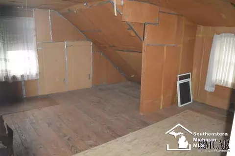 258 Monroe, Carleton, MI 48117 photo 22