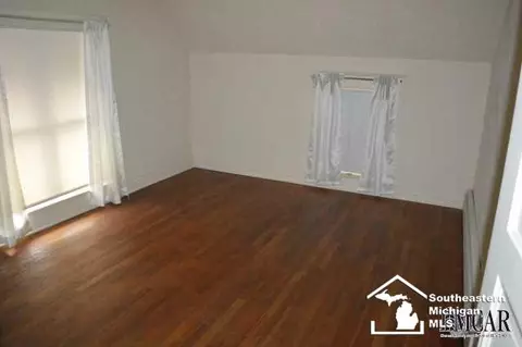 258 Monroe, Carleton, MI 48117 photo 20