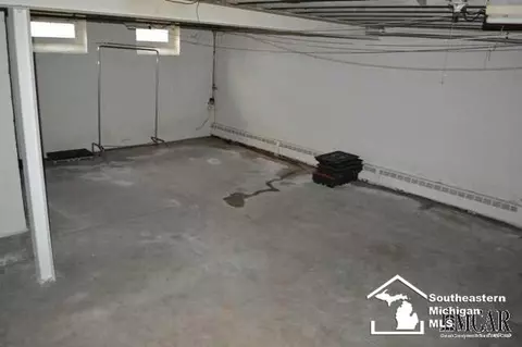 258 Monroe, Carleton, MI 48117 photo 27