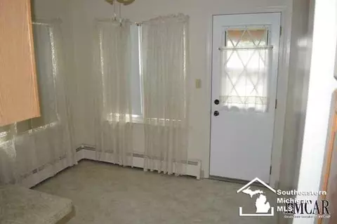 258 Monroe, Carleton, MI 48117 photo 13