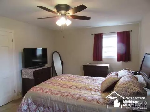 1408 Longfellow, Temperance, MI 48182 photo 18