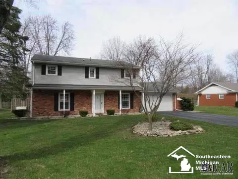 1408 Longfellow, Temperance, MI 48182 photo 4