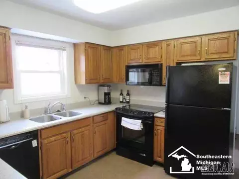 1408 Longfellow, Temperance, MI 48182 photo 30