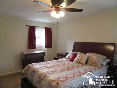 1408 Longfellow, Temperance, MI 48182 photo 19