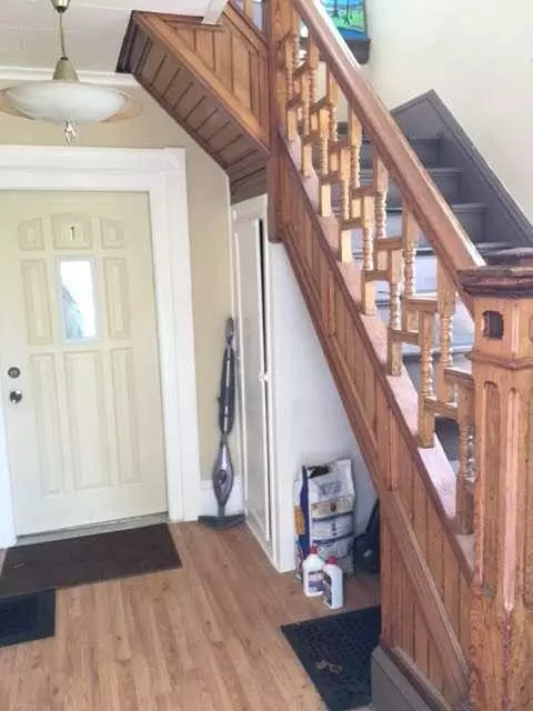 1516 Pringle, Jackson, MI 49203 photo 2