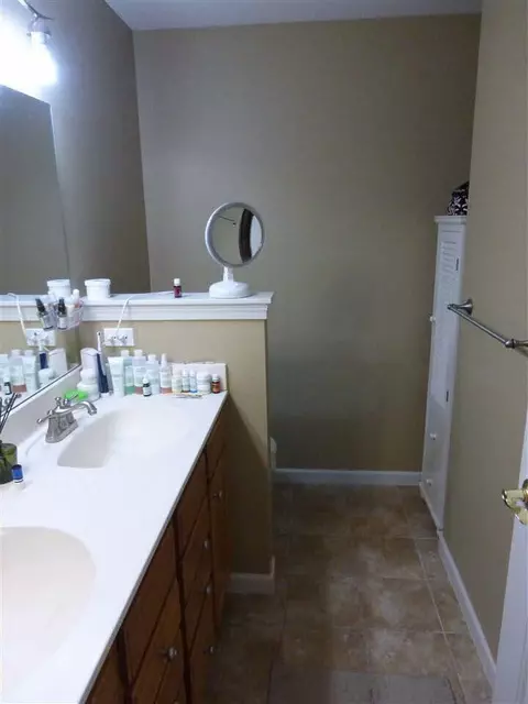 421 Constitution, Brooklyn, MI 49230 photo 24
