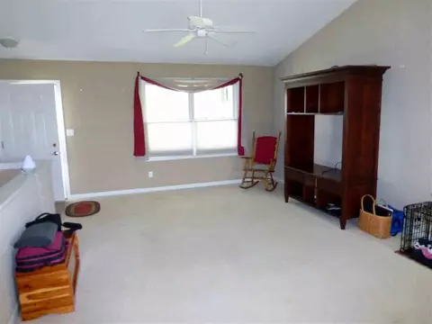 421 Constitution, Brooklyn, MI 49230 photo 9