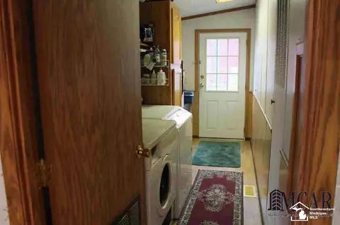 3243 Glendale, Monroe, MI 48162 photo 8