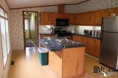 3243 Glendale, Monroe, MI 48162 photo 10