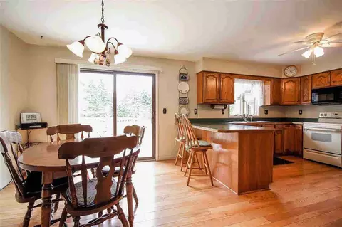 4273 Indian, Jackson, MI 49201 photo 6