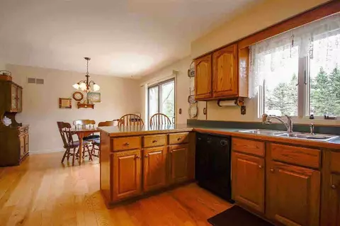 4273 Indian, Jackson, MI 49201 photo 9