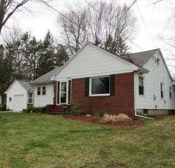 840 Denecourt, Jackson, MI 49202 photo 1