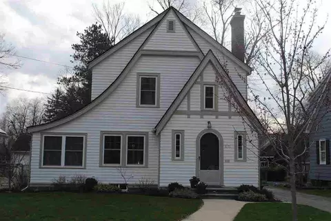 1111 S Webster, Jackson, MI 49203 photo 1