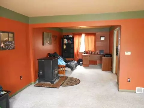 2141 Noon, Jackson, MI 49201 photo 5