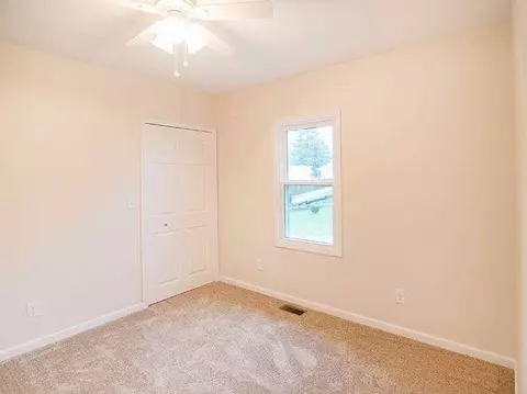 169 Walcott, Jackson, MI 49203 photo 17
