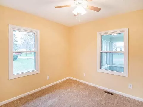 169 Walcott, Jackson, MI 49203 photo 13