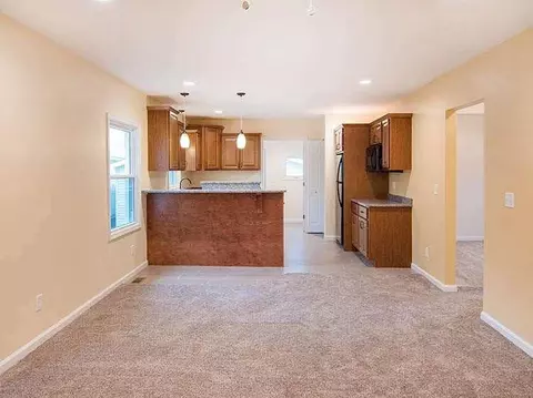 169 Walcott, Jackson, MI 49203 photo 10