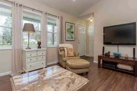 5991 Mccain, Jackson, MI 49201 photo 3