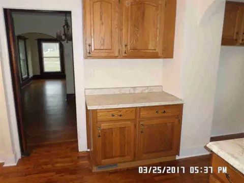 351 Lockwood, Jackson, MI 49203 photo 5