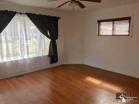 28316 Seneca, Flat Rock, MI 48134 photo 7