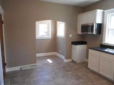 1209 Hamlin, Jackson, MI 49201 photo 14