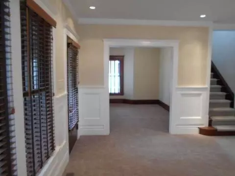 1209 Hamlin, Jackson, MI 49201 photo 3