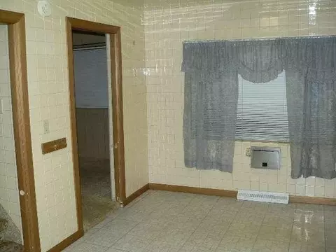 1200 E North, Jackson, MI 49202 photo 7