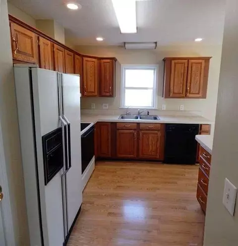 4277 Clinton, Jackson, MI 49201 photo 4