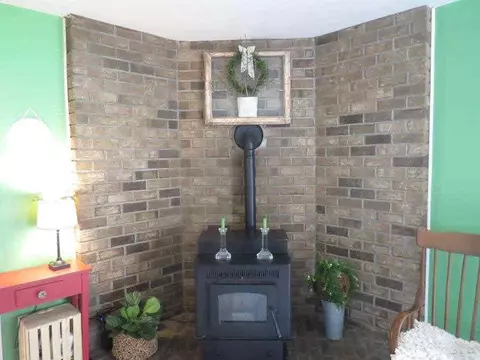 1300 Horton, Jackson, MI 49203 photo 4