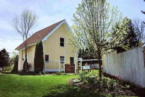 1300 Horton, Jackson, MI 49203 photo 1