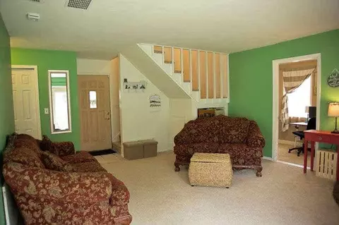 1300 Horton, Jackson, MI 49203 photo 3
