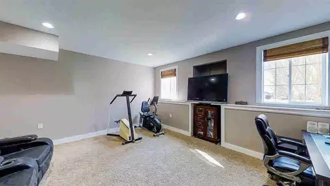 5263 Thames, Jackson, MI 49201 photo 31