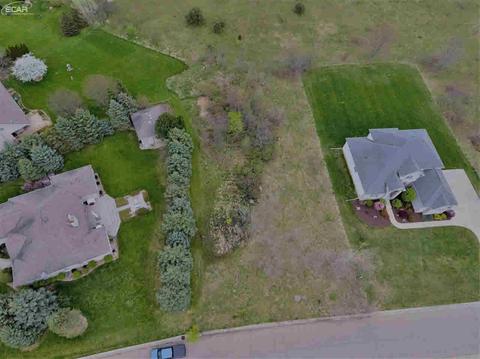 3188 Cornerstone Dr, Flushing, MI 48433 photo 1