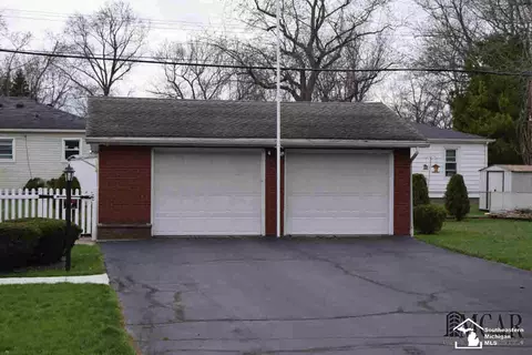 3280 Pearl, Monroe, MI 48162 photo 3