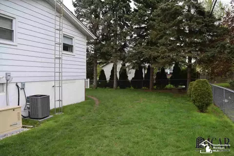 3280 Pearl, Monroe, MI 48162 photo 8